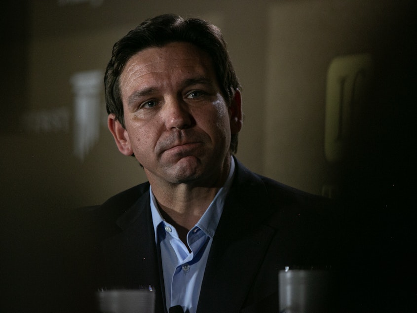 caption: Florida Gov. Ron DeSantis appointed Peter Antonacci to lead a new elections fraud office in July 2022, just a few months before Antonacci died inside the Capitol building.
